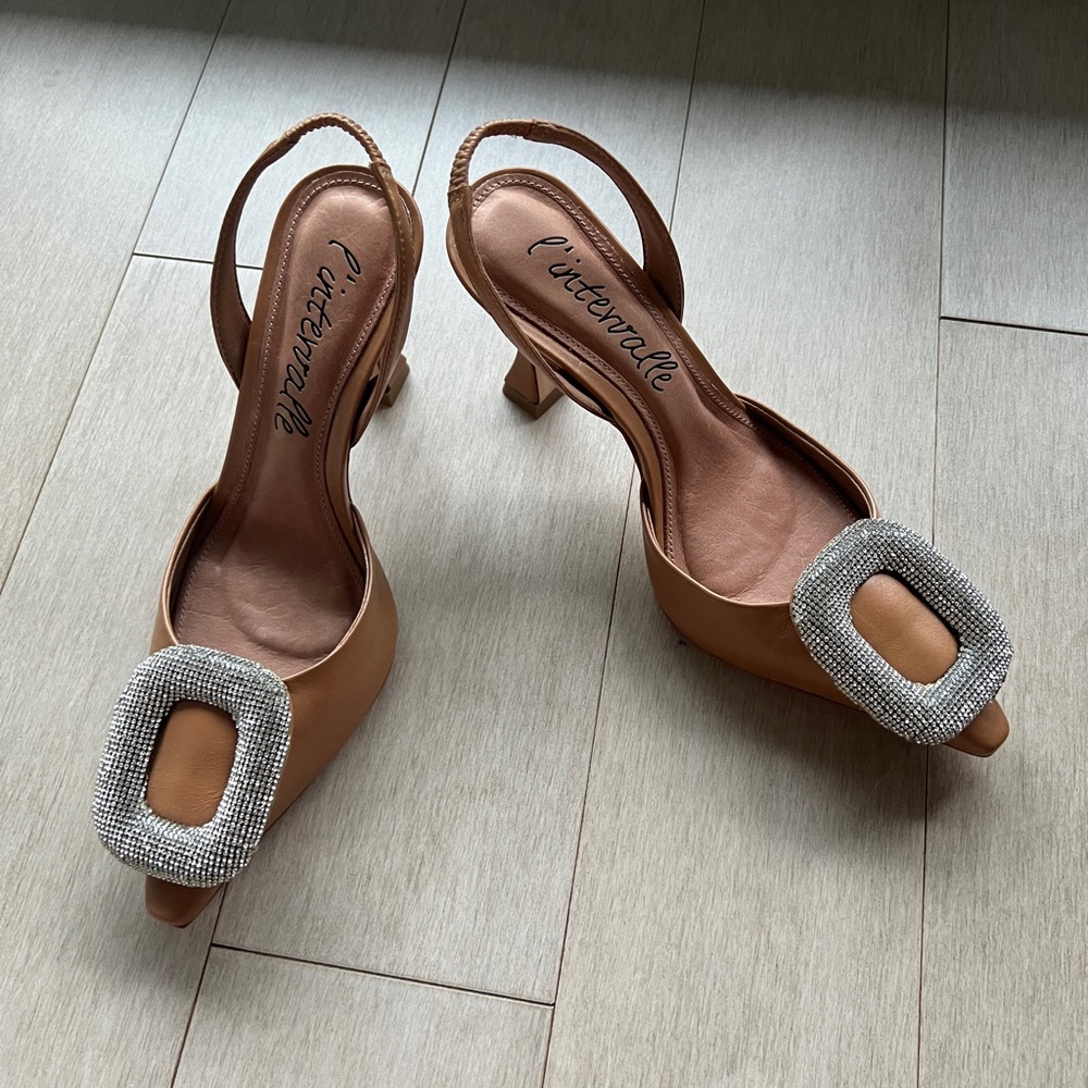 L'Intervalle Mayta Camel Leather Slingback Heels with Silver Buckle